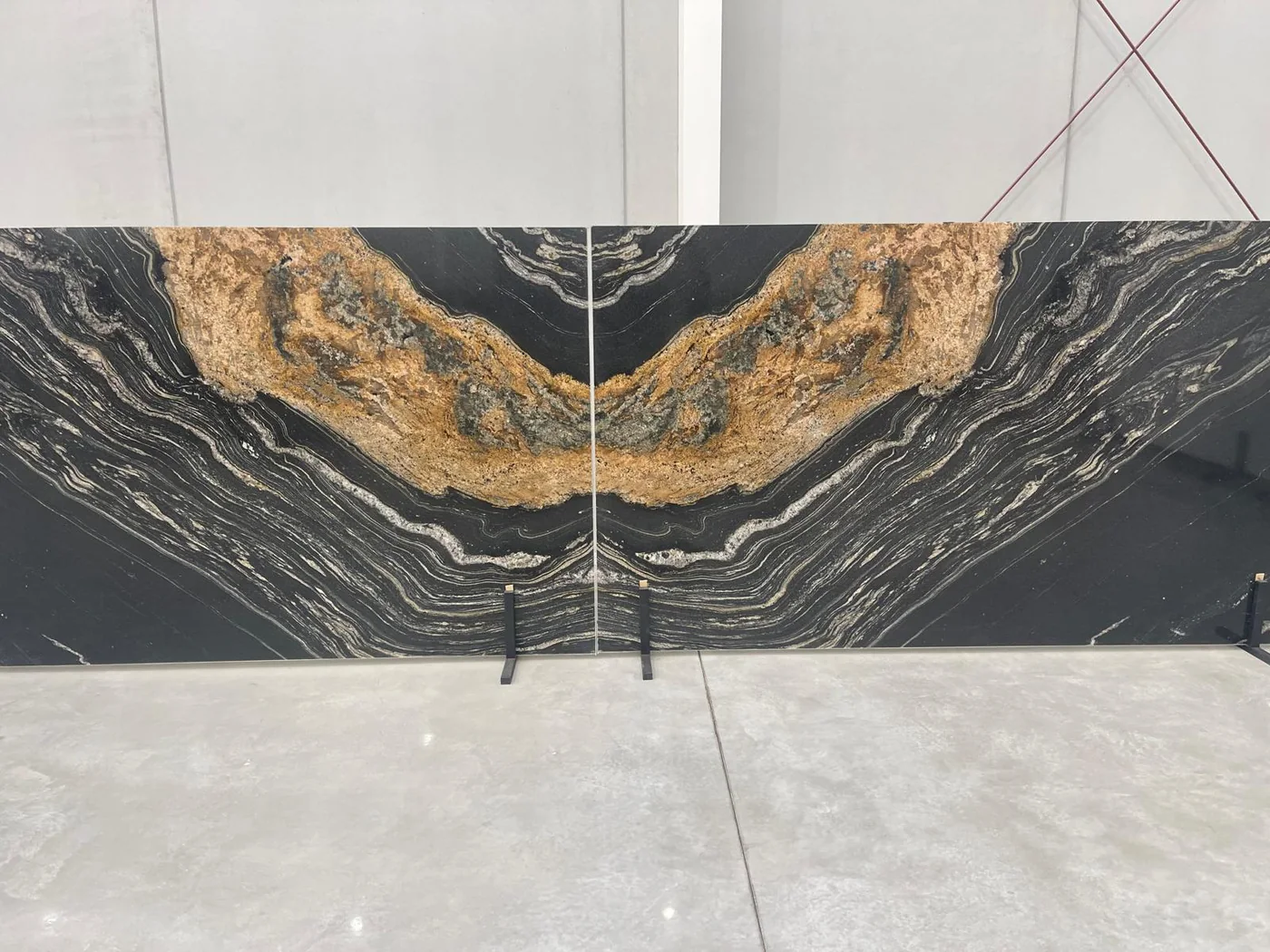 Bookmatch for expressive accent surfaces